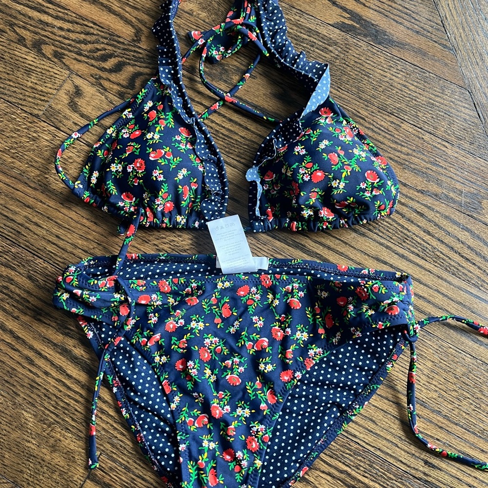 Floral Women’s Swim Set - Navy and Red